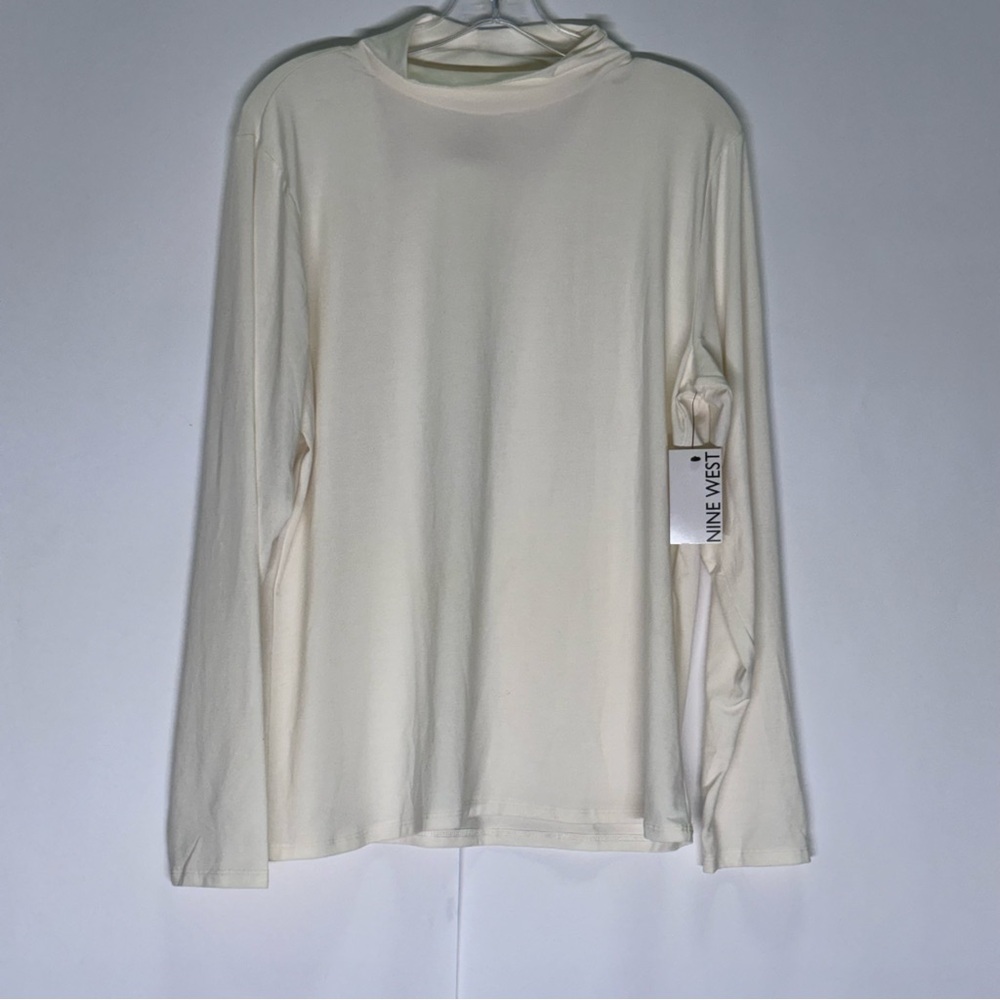 West nine creek basic long sleeve with slight turtle neck top